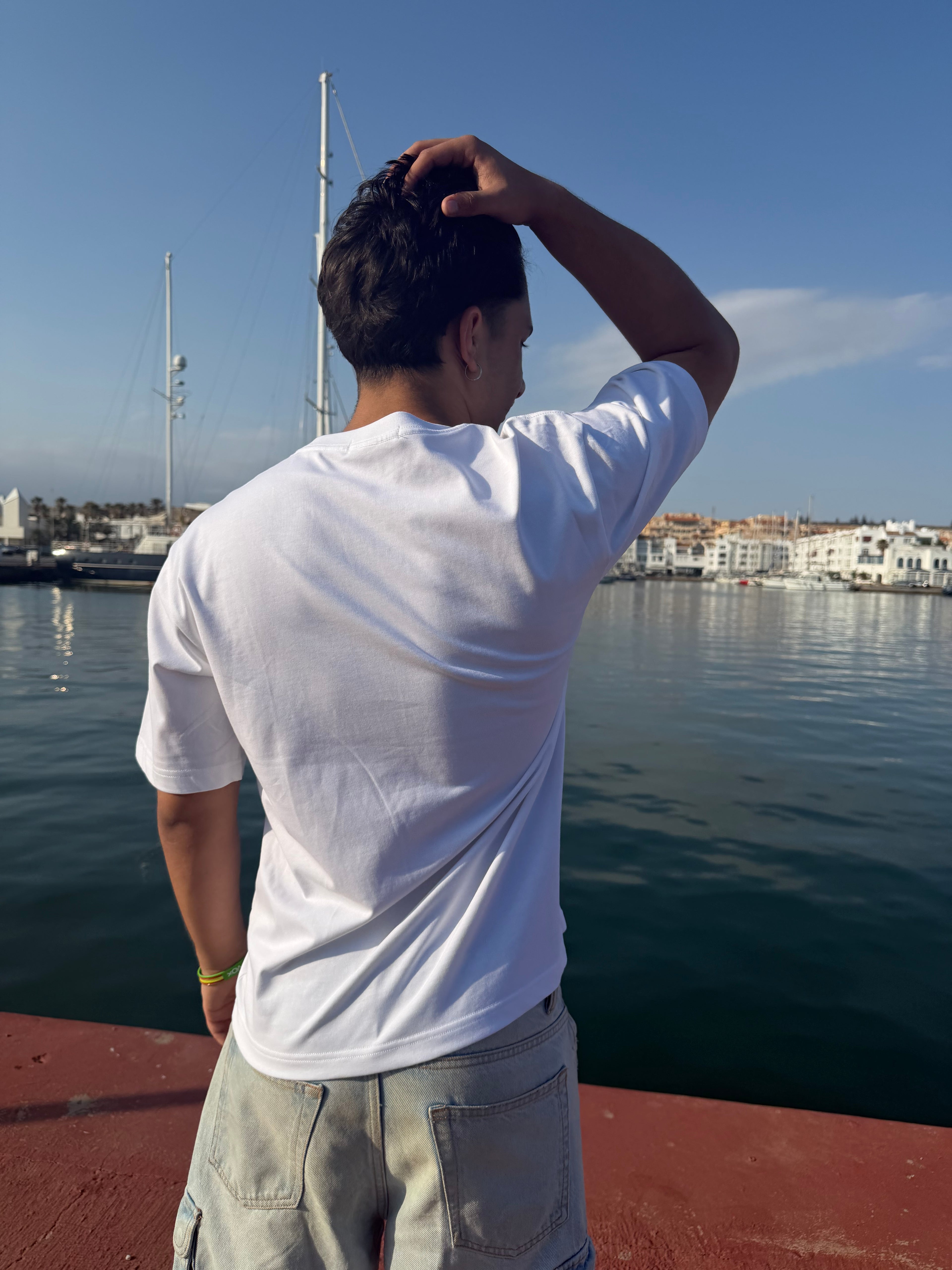 Le’trance basic white