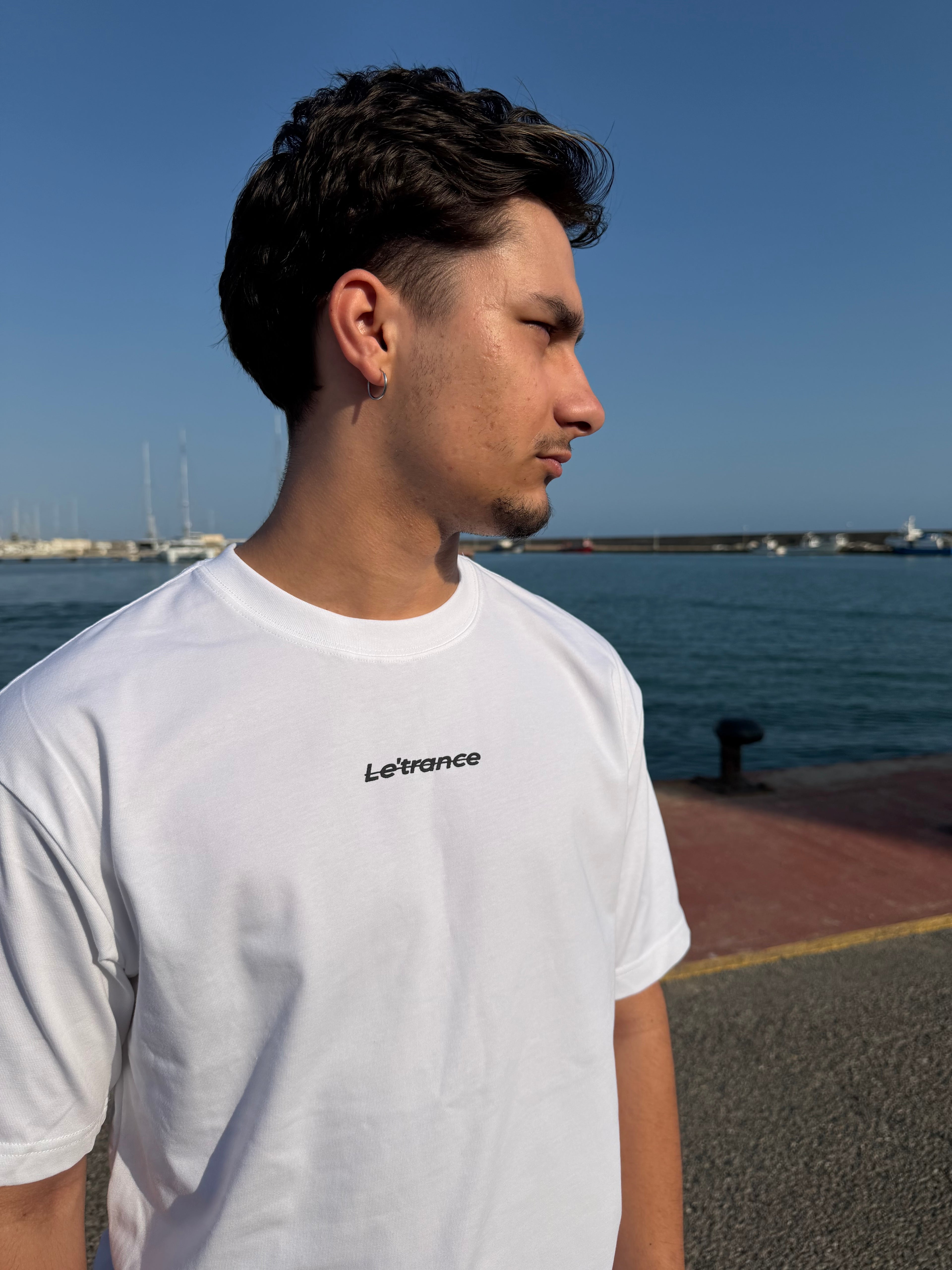 Le’trance ee white