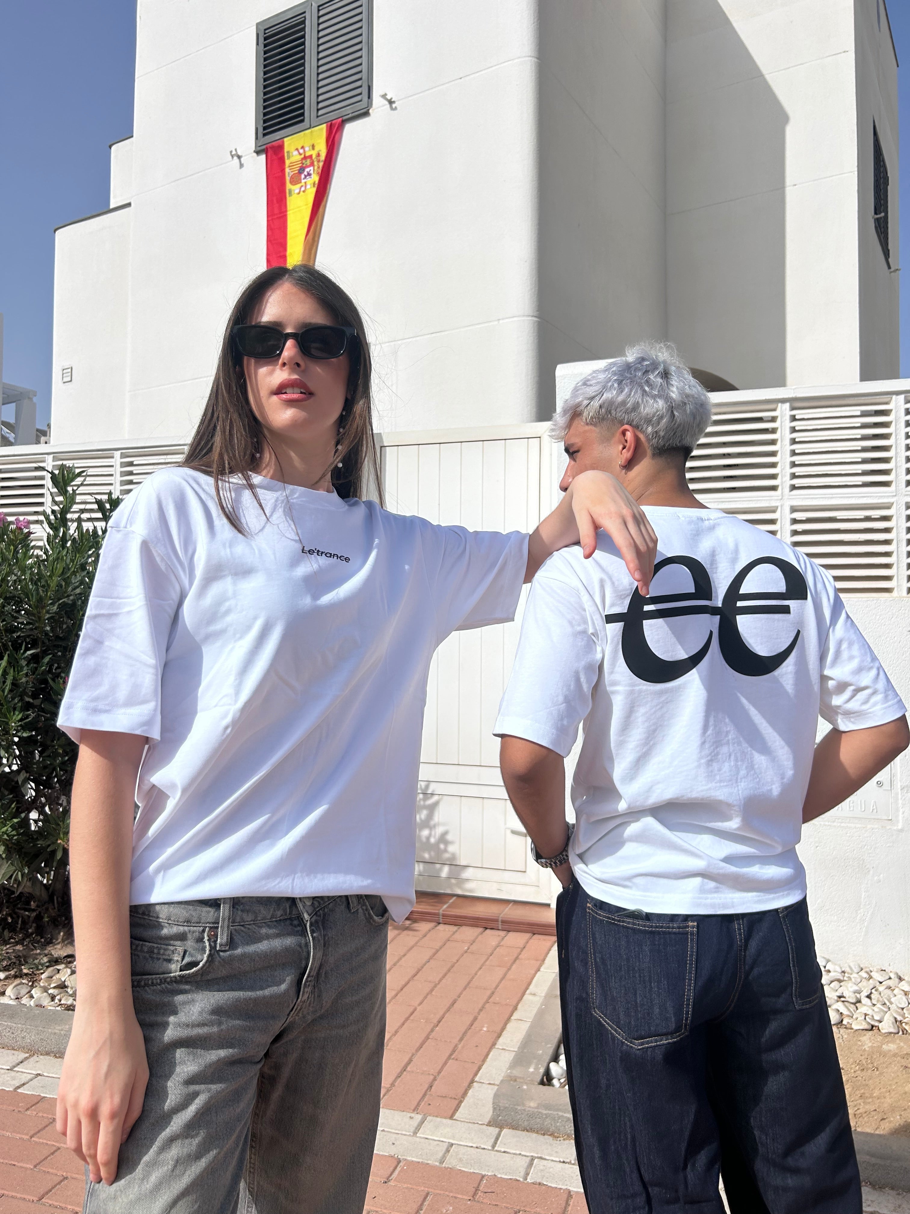 Le’trance ee white